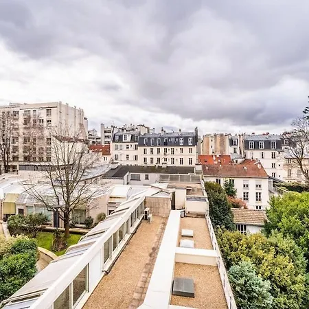 En Plein Coeur Du 16eme Arrondissement Apartment *